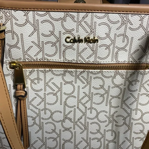 Calvin Klein Monogram White and Tan Tote Bag - Picture 6 of 7